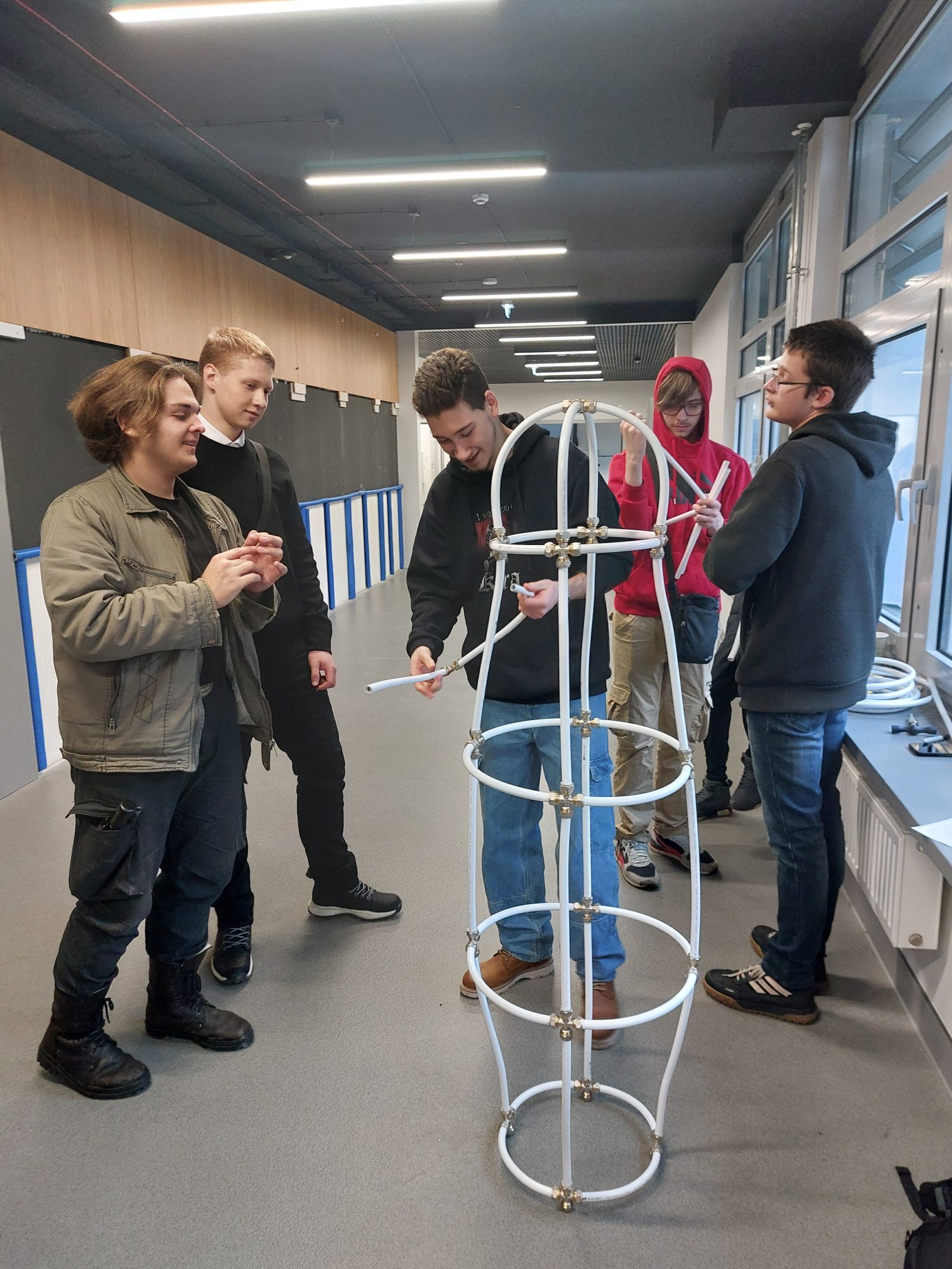 Budowanie rakiety z rur i kształtek PEX