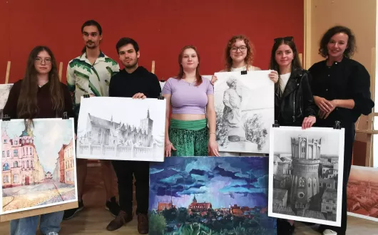 Uczestnicy warsztatów wraz z opiekunem - dr inż. arch. Joanną Matuszewską