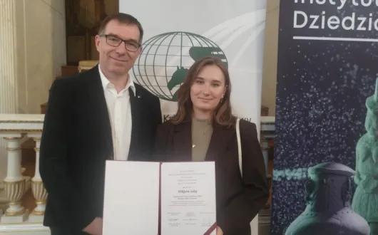 prof. dr. hab. inż. arch. Bartosz Walczak, mgr inż. arch. Wiktoria Sałaj