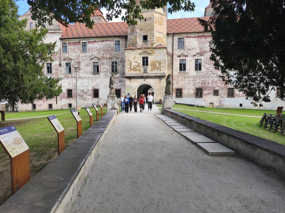 Praktyki studenckie na zamku w Niemodlinie