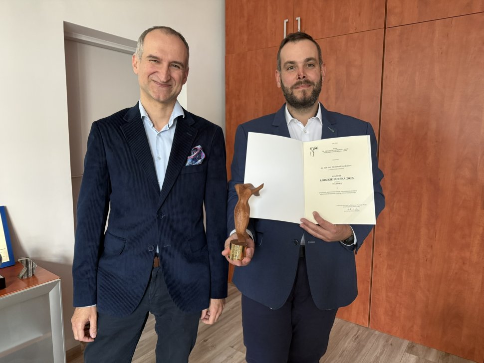 od lewej: dr hab. inż. Artur Wirowski, prof. uczelni, dr hab. inż. Michał Gołdyn, prof. uczelni