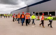 Studenci na budowie