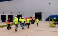 Studenci na budowie