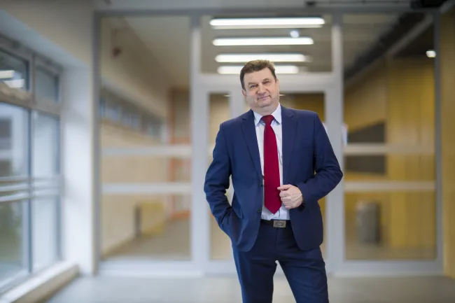 dr hab. inż. Jacek Szer, prof. uczelni